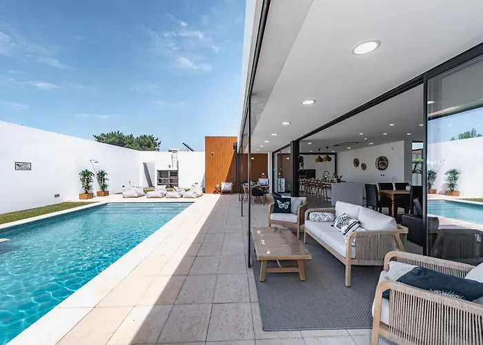 Casa Da Oliveira ~ Azeitao